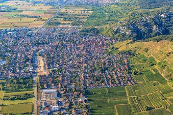 Vue aérienne de Vue de la ville depuis le sud à Schriesheim dans le département Bade-Wurtemberg, Allemagne