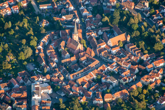 Photographie aérienne de Vieille ville historique à Michelstadt dans le département Hesse, Allemagne