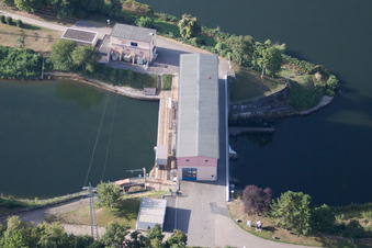 Vue aérienne de Windhof, écluse du Neckar à le quartier Schwabenheim in Dossenheim dans le département Bade-Wurtemberg, Allemagne
