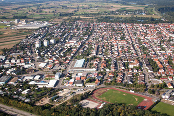 Photographie aérienne de Vue des rues et des maisons dans les quartiers résidentiels à Ketsch dans le département Bade-Wurtemberg, Allemagne
