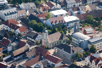 Vue aérienne de Marché à Altlußheim dans le département Bade-Wurtemberg, Allemagne