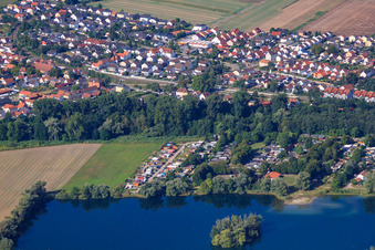 Vue oblique de Vue de la ville depuis le nord-est à le quartier Sondernheim in Germersheim dans le département Rhénanie-Palatinat, Allemagne