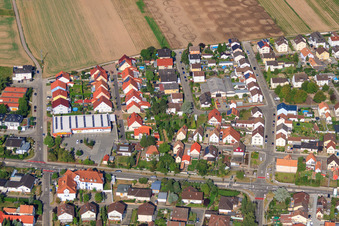 Vue aérienne de Pater-Bruno-Moos-Straße avec NETTO à le quartier Sondernheim in Germersheim dans le département Rhénanie-Palatinat, Allemagne
