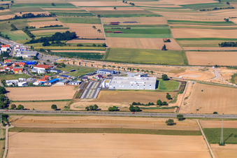 Domaine industriel Nordring DBK EMS GmbH & Co. KG et DBK David + Baader GmbH à Rülzheim dans le département Rhénanie-Palatinat, Allemagne depuis l'avion