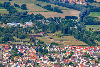Vue aérienne de Centre de loisirs de Rülzheim à Rülzheim dans le département Rhénanie-Palatinat, Allemagne