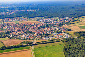 Vue aérienne de Vue du nord à Rheinzabern dans le département Rhénanie-Palatinat, Allemagne