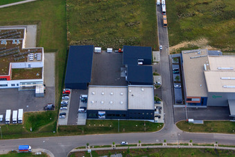 Vue aérienne de Robert-Bosch-Straße avec Rexer Albert GmbH à Calw dans le département Bade-Wurtemberg, Allemagne