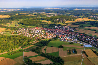 Vue aérienne de Vue de la ville depuis le nord-ouest à Gechingen dans le département Bade-Wurtemberg, Allemagne