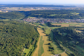 Vue aérienne de Vallée de Würm à Aidlingen dans le département Bade-Wurtemberg, Allemagne