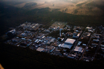 KIT Nord à le quartier Leopoldshafen in Eggenstein-Leopoldshafen dans le département Bade-Wurtemberg, Allemagne du point de vue du drone