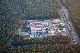 KIT Nord à le quartier Leopoldshafen in Eggenstein-Leopoldshafen dans le département Bade-Wurtemberg, Allemagne d'un drone