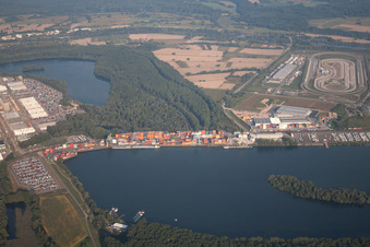 Vue aérienne de Zone industrielle d'Oberwald à le quartier Maximiliansau in Wörth am Rhein dans le département Rhénanie-Palatinat, Allemagne