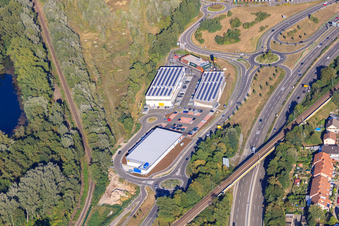 Vue aérienne de Centre Maximilien 2 à le quartier Maximiliansau in Wörth am Rhein dans le département Rhénanie-Palatinat, Allemagne