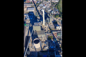 Centrale à vapeur du port rhénan Karlsruhe d'EnBW Energie Baden-Württemberg AG à le quartier Daxlanden in Karlsruhe dans le département Bade-Wurtemberg, Allemagne d'en haut