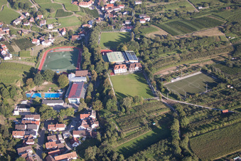 Vue oblique de Ensemble d'installations sportives de l'École des sports de Bade-Sud à le quartier Steinbach in Baden-Baden dans le département Bade-Wurtemberg, Allemagne