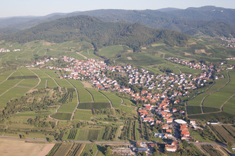 Quartier Eisental in Bühl dans le département Bade-Wurtemberg, Allemagne depuis l'avion