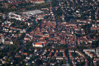 Vue aérienne de Vieille ville vue du sud à Ettlingen dans le département Bade-Wurtemberg, Allemagne