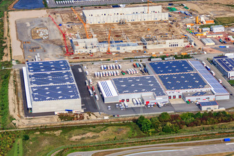 Chantier de construction de MEG Wörth am Rhein GmbH dans la zone industrielle d'Oberwald à Wörth am Rhein dans le département Rhénanie-Palatinat, Allemagne depuis l'avion