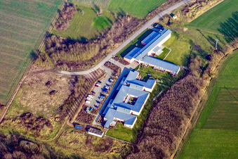 Vue aérienne de Lebenshilfe Résidence de Tom Mutter à le quartier Minderslachen in Kandel dans le département Rhénanie-Palatinat, Allemagne