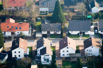 Rue Zeppelin à Kandel dans le département Rhénanie-Palatinat, Allemagne hors des airs