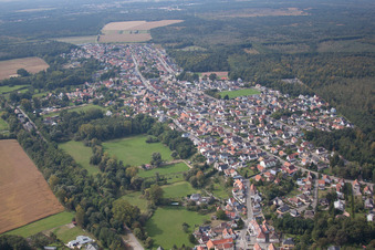 Vue d'oiseau de Schirrhoffen dans le département Bas Rhin, France