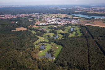 Enregistrement par drone de Club de golf de Baden-Baden Soufflenheim à Soufflenheim dans le département Bas Rhin, France