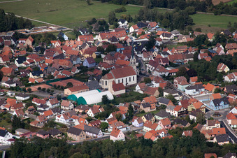 Haguenau à le quartier Schloessel Chateau Fiat in Hagenau dans le département Bas Rhin, France d'en haut