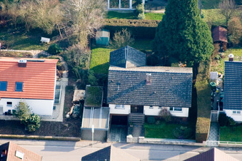 Rue Zeppelin à Kandel dans le département Rhénanie-Palatinat, Allemagne vue du ciel