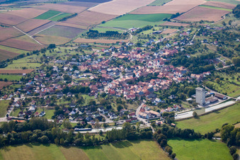 Mommenheim dans le département Bas Rhin, France d'un drone