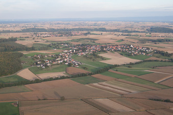 Image drone de Retschwiller dans le département Bas Rhin, France
