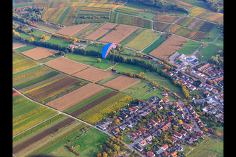 Vue aérienne de Heidenschuhstr à Klingenmünster dans le département Rhénanie-Palatinat, Allemagne