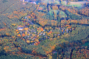 Vue oblique de Village de vacances Eichwald à le quartier Gossersweiler in Gossersweiler-Stein dans le département Rhénanie-Palatinat, Allemagne