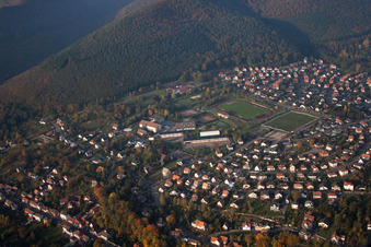 Vue oblique de Niederbronn-les-Bains dans le département Bas Rhin, France