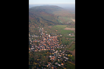 Vue d'oiseau de Gœrsdorf dans le département Bas Rhin, France