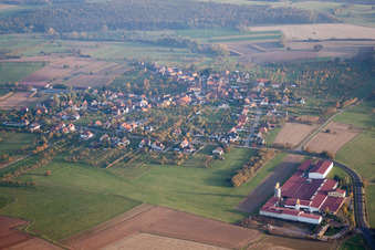 Enregistrement par drone de Gœrsdorf dans le département Bas Rhin, France