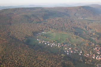 Vue oblique de Preuschdorf dans le département Bas Rhin, France
