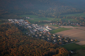 Drachenbronn-Birlenbach dans le département Bas Rhin, France d'en haut