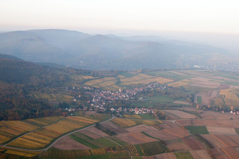 Vue aérienne de Cleebourg dans le département Bas Rhin, France