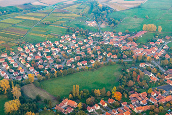 Quartier Altenstadt in Wissembourg dans le département Bas Rhin, France du point de vue du drone