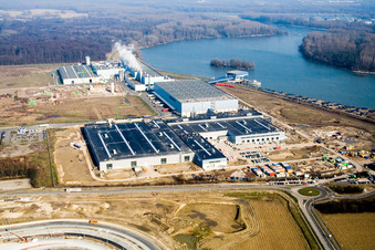 Vue aérienne de Usine de carton ondulé de palme à Wörth am Rhein dans le département Rhénanie-Palatinat, Allemagne