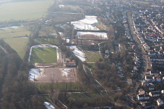 Quartier Oggersheim in Ludwigshafen am Rhein dans le département Rhénanie-Palatinat, Allemagne hors des airs