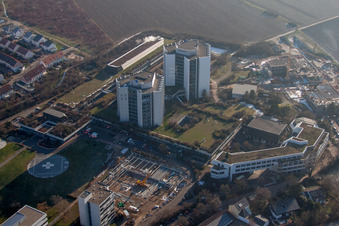 Vue d'oiseau de Terrain hospitalier de la BG Klinik Ludwigshafen à le quartier Oggersheim in Ludwigshafen am Rhein dans le département Rhénanie-Palatinat, Allemagne