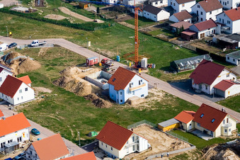 Nouvelle zone de développement NO à le quartier Schaidt in Wörth am Rhein dans le département Rhénanie-Palatinat, Allemagne vu d'un drone