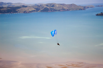 Vue d'oiseau de Coromandel dans le département Waïkato, Nouvelle-Zélande