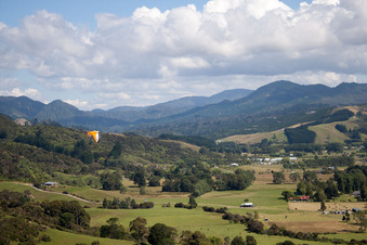 Coromandel dans le département Waïkato, Nouvelle-Zélande vue d'en haut