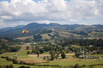 Coromandel dans le département Waïkato, Nouvelle-Zélande depuis l'avion
