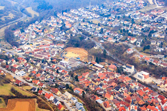 Vue aérienne de Grobesberg à Schonungen dans le département Bavière, Allemagne