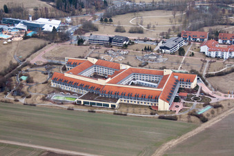 Vue aérienne de Parc médical du terrain de l'hôpital Bad Rodach à Bad Rodach dans le département Bavière, Allemagne