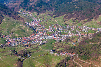Vue aérienne de De l'ouest à le quartier Untertal in Bühlertal dans le département Bade-Wurtemberg, Allemagne