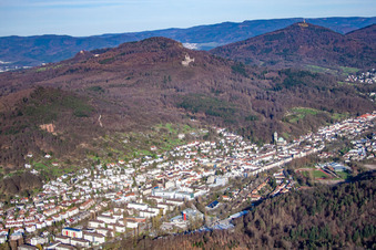 Vue aérienne de Ancienne carrière, Battert Rock, St. Bernhard à le quartier Oos in Baden-Baden dans le département Bade-Wurtemberg, Allemagne